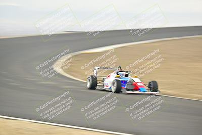 media/Jan-26-2025-CalClub SCCA (Sun) [[cfcea7df88]]/Group 2/Race/